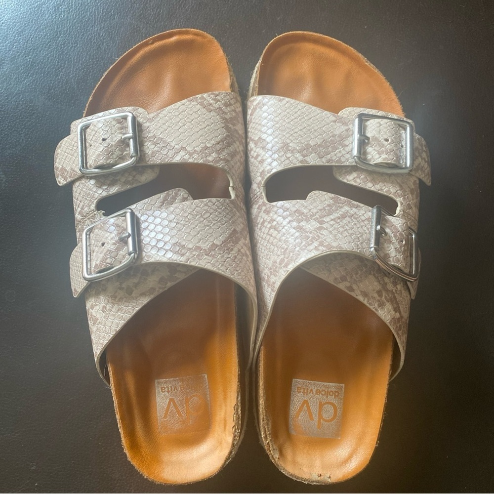 DV by Dolce Vita Carther Tan Snake Print Sandals Womens Size 8.5 Faux Leather